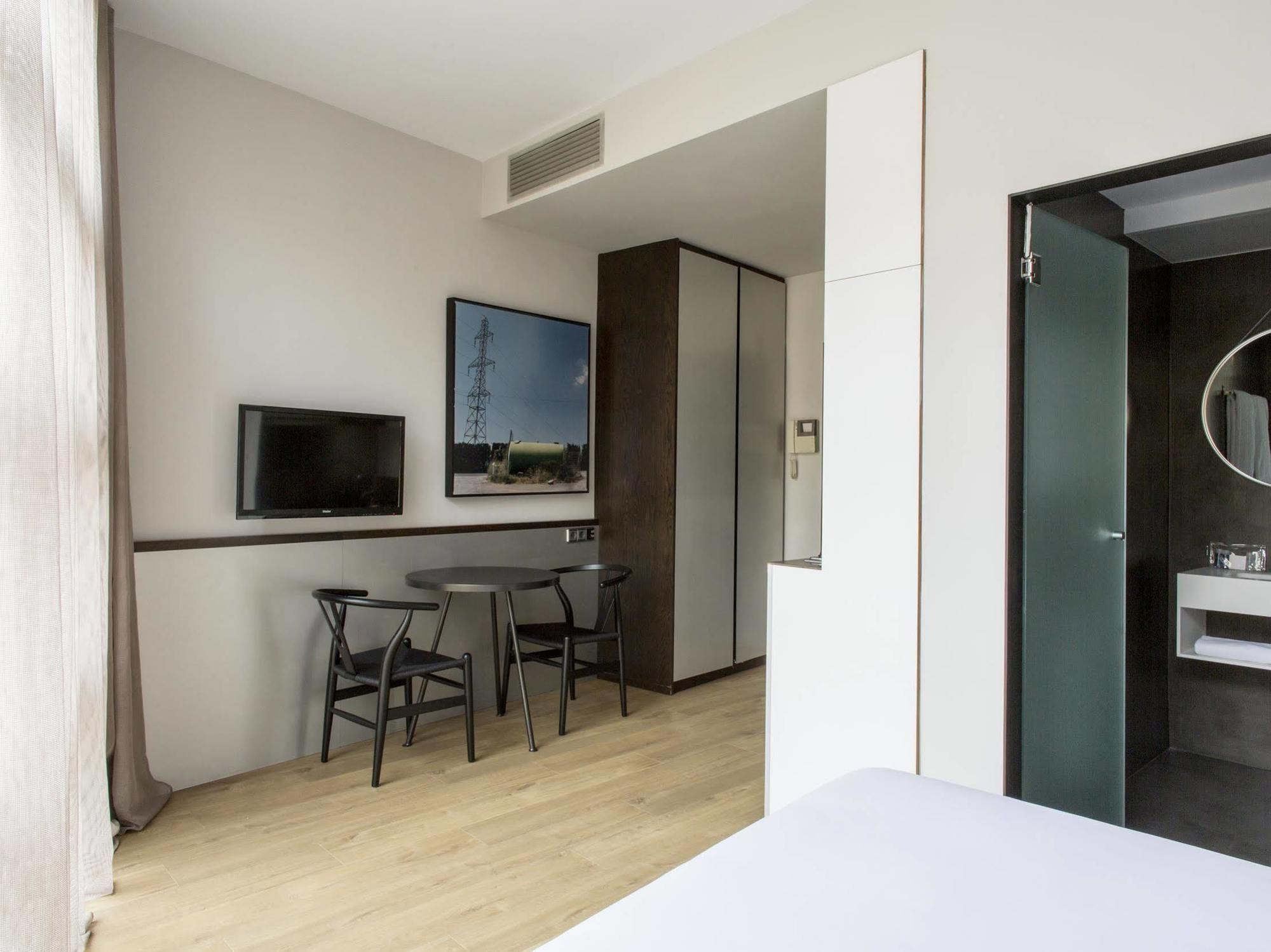 Aparthotel Allada 3* Barcelone Extérieur photo